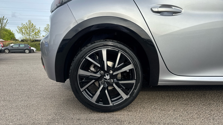 Peugeot 208 1.2 PureTech 100 GT 5dr Petrol Hatchback